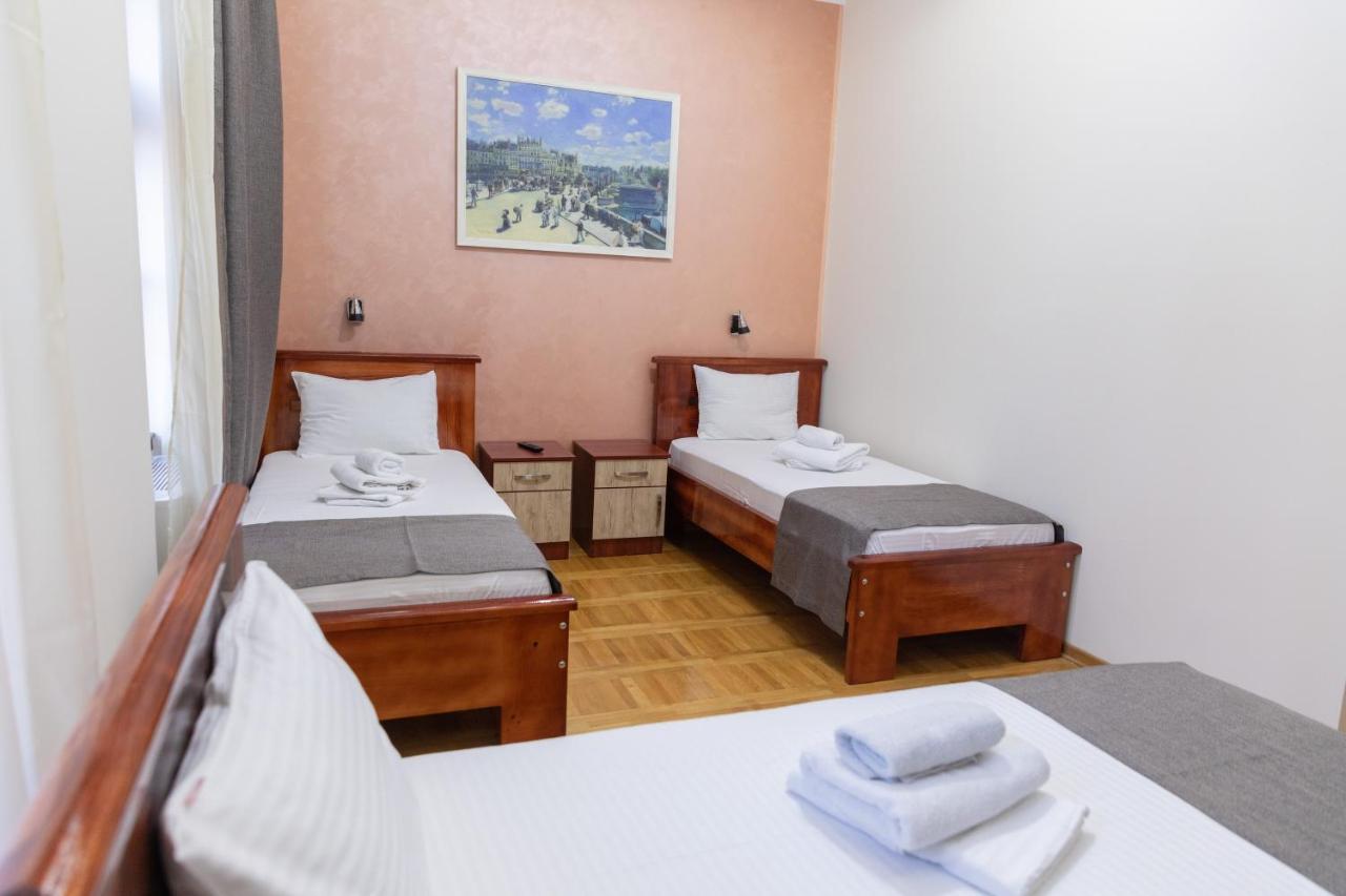 Hotel Kutko Pančevo Exterior foto